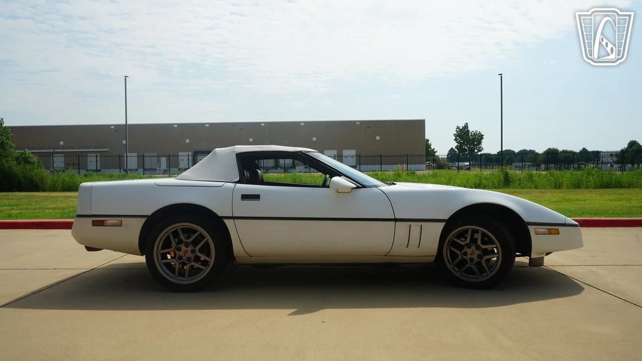1989 Chevrolet Corvette C4 - Image 21 of 21