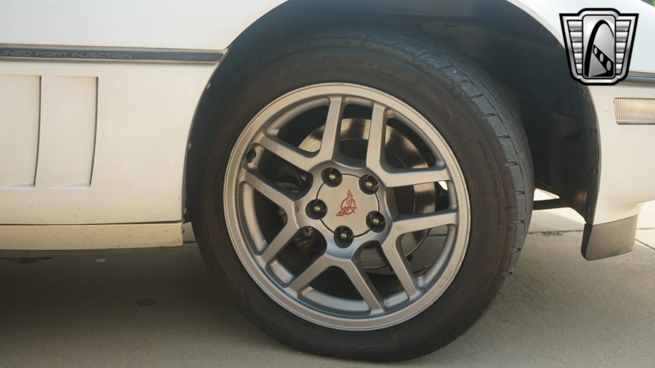 1989 Chevrolet Corvette C4 - Image 12 of 12
