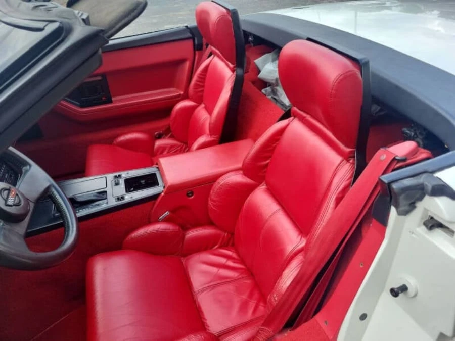 1989 Chevrolet Corvette C4 - Image 23 of 31
