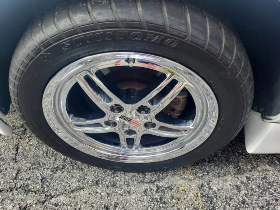 1989 Chevrolet Corvette C4 - Image 11 of 31