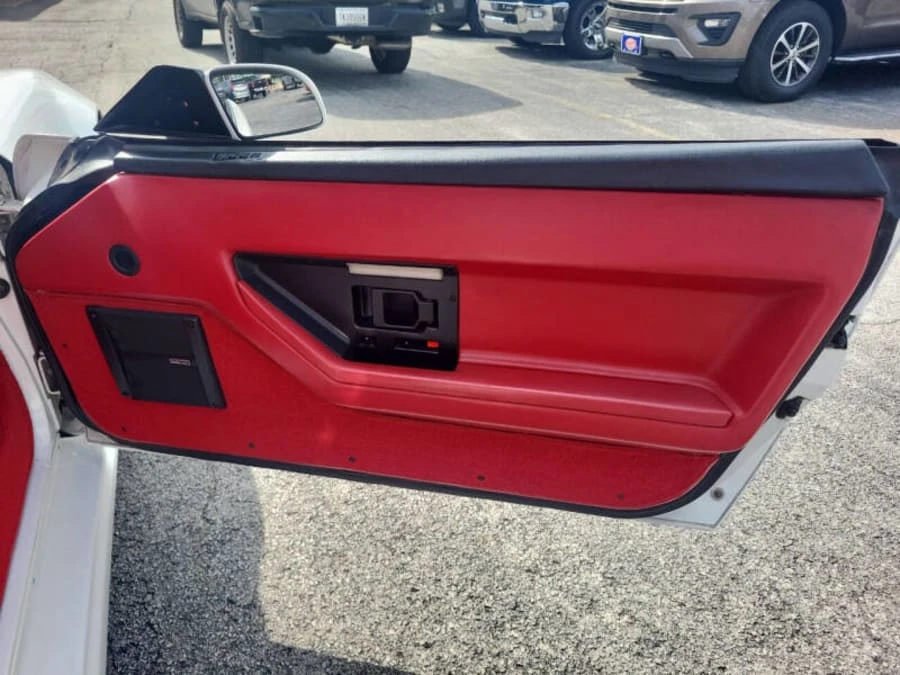 1989 Chevrolet Corvette C4 - Image 22 of 31