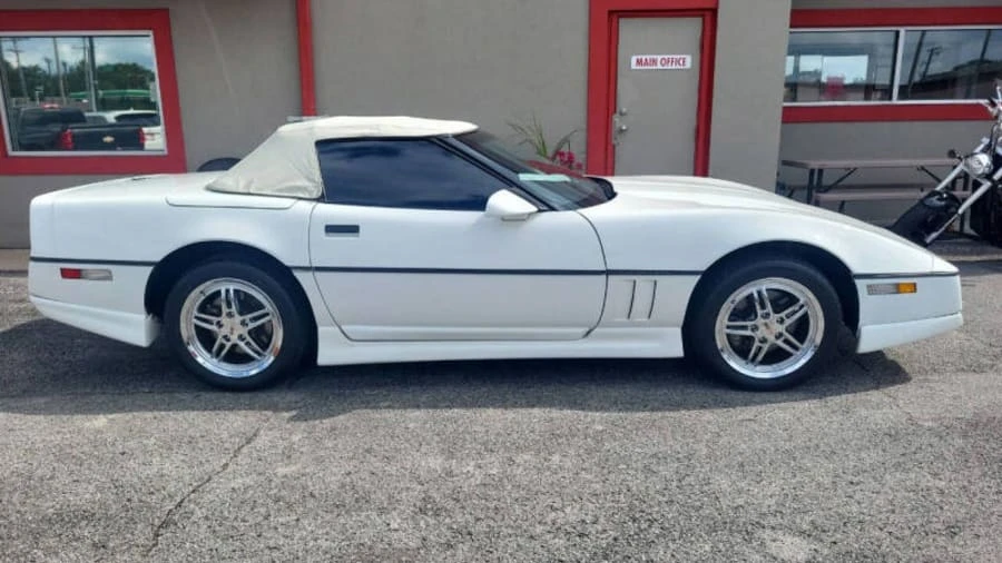 1989 Chevrolet Corvette C4 - Image 4 of 31