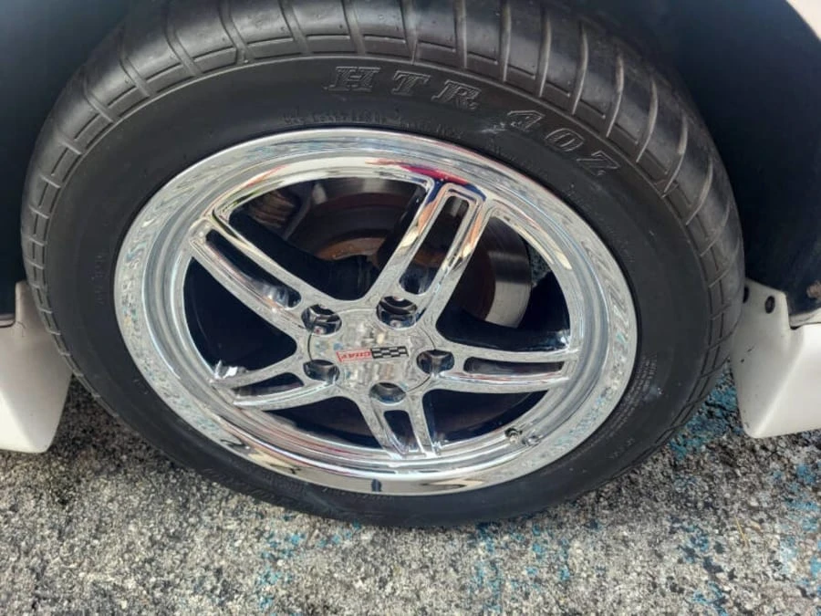 1989 Chevrolet Corvette C4 - Image 12 of 31