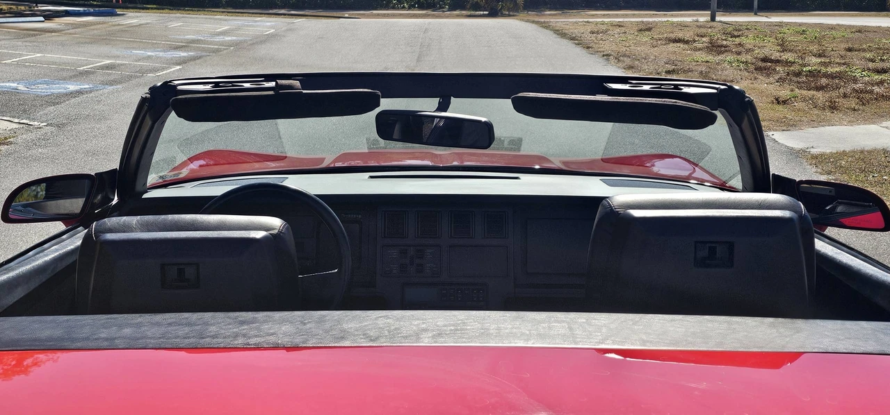 1989 Chevrolet Corvette C4 - Image 12 of 31