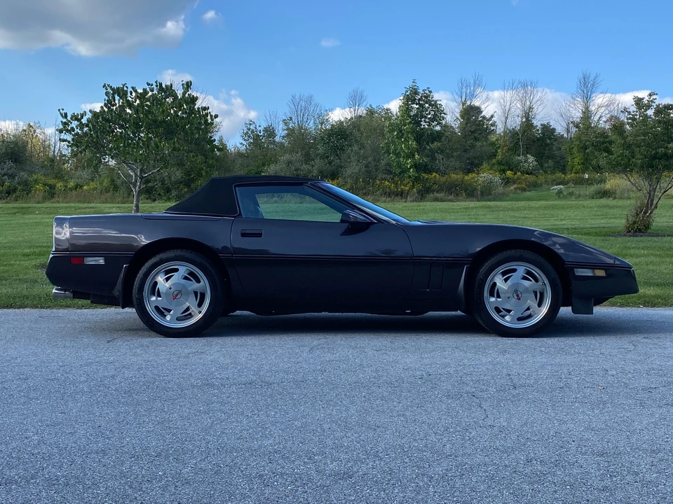 1989 Chevrolet Corvette C4 - Image 30 of 31
