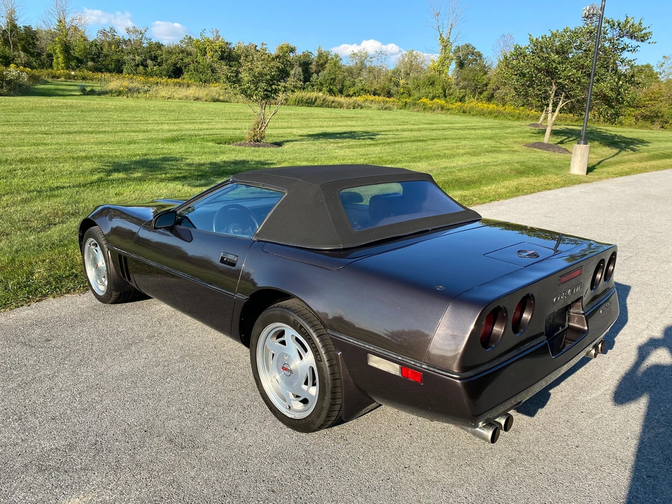 1989 Chevrolet Corvette C4 - Image 21 of 31