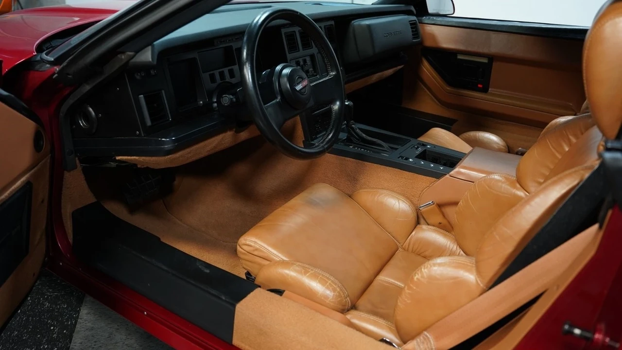 1989 Chevrolet Corvette C4 - Image 5 of 12