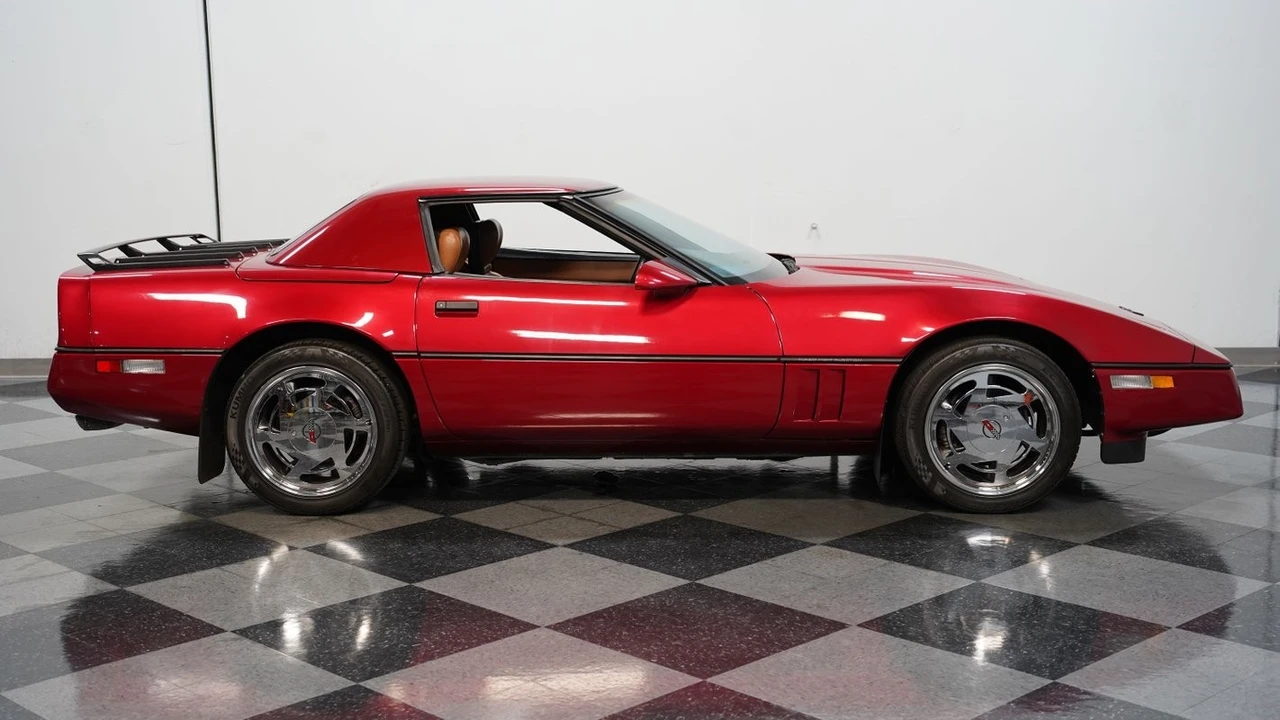 1989 Chevrolet Corvette C4 - Image 13 of 21