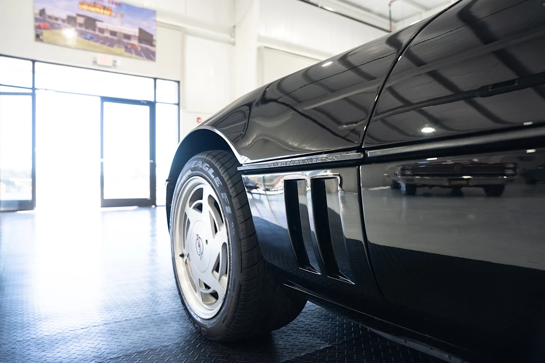 1989 Chevrolet Corvette C4 - Image 22 of 31