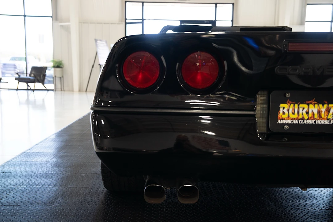 1989 Chevrolet Corvette C4 - Image 26 of 31