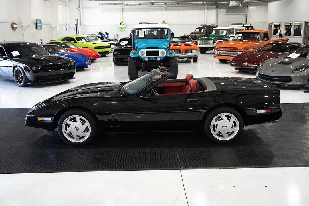 1989 Chevrolet Corvette C4 - Image 13 of 31