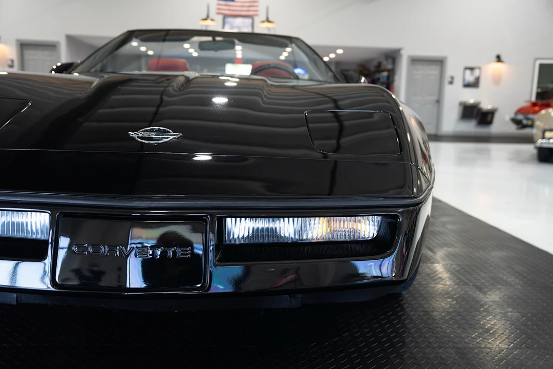 1989 Chevrolet Corvette C4 - Image 18 of 31