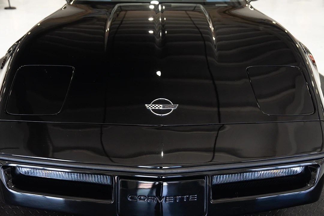 1989 Chevrolet Corvette C4 - Image 19 of 31