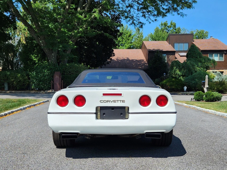 1989 Chevrolet Corvette C4 - Image 12 of 31