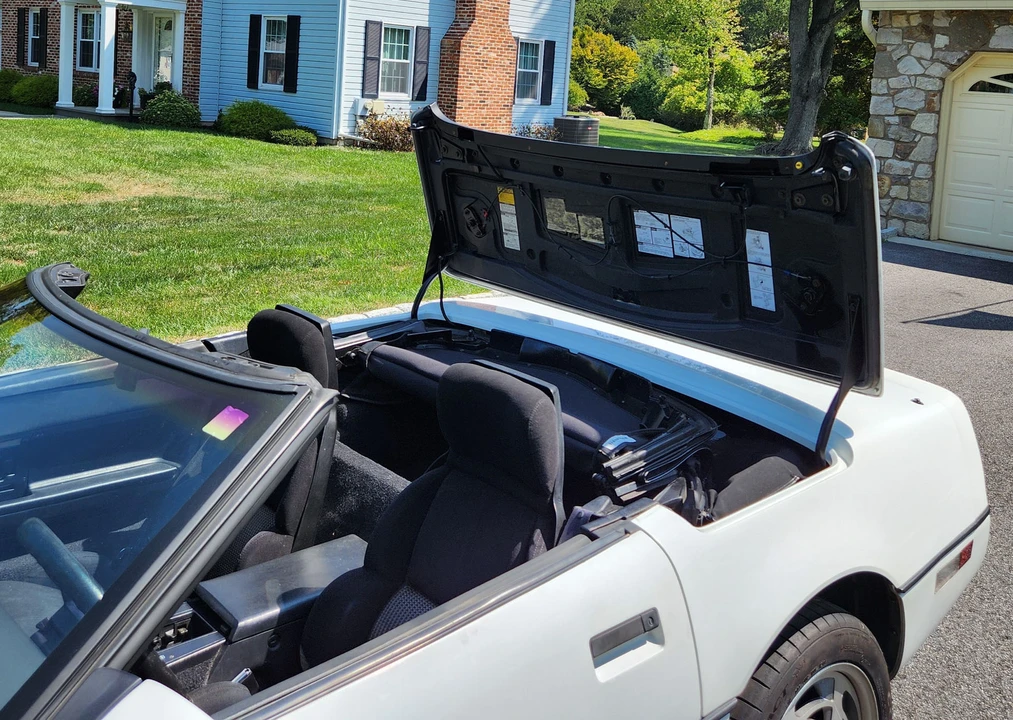 1989 Chevrolet Corvette C4 - Image 19 of 31