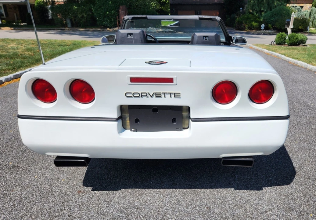 1989 Chevrolet Corvette C4 - Image 28 of 31