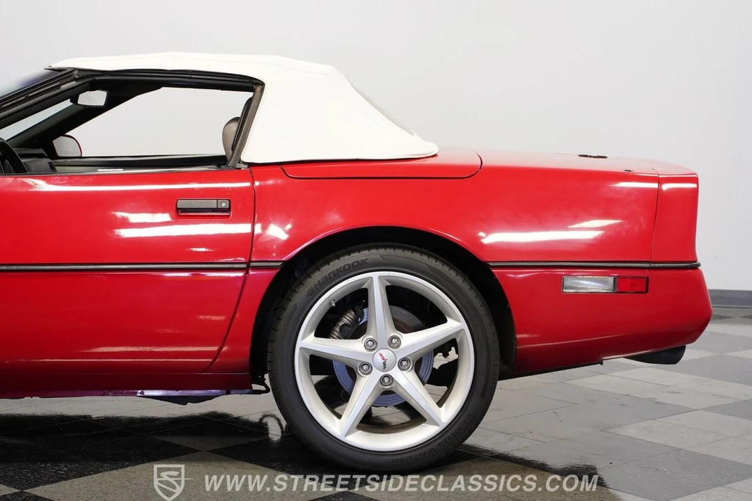 1989 Chevrolet - Image 25 of 31