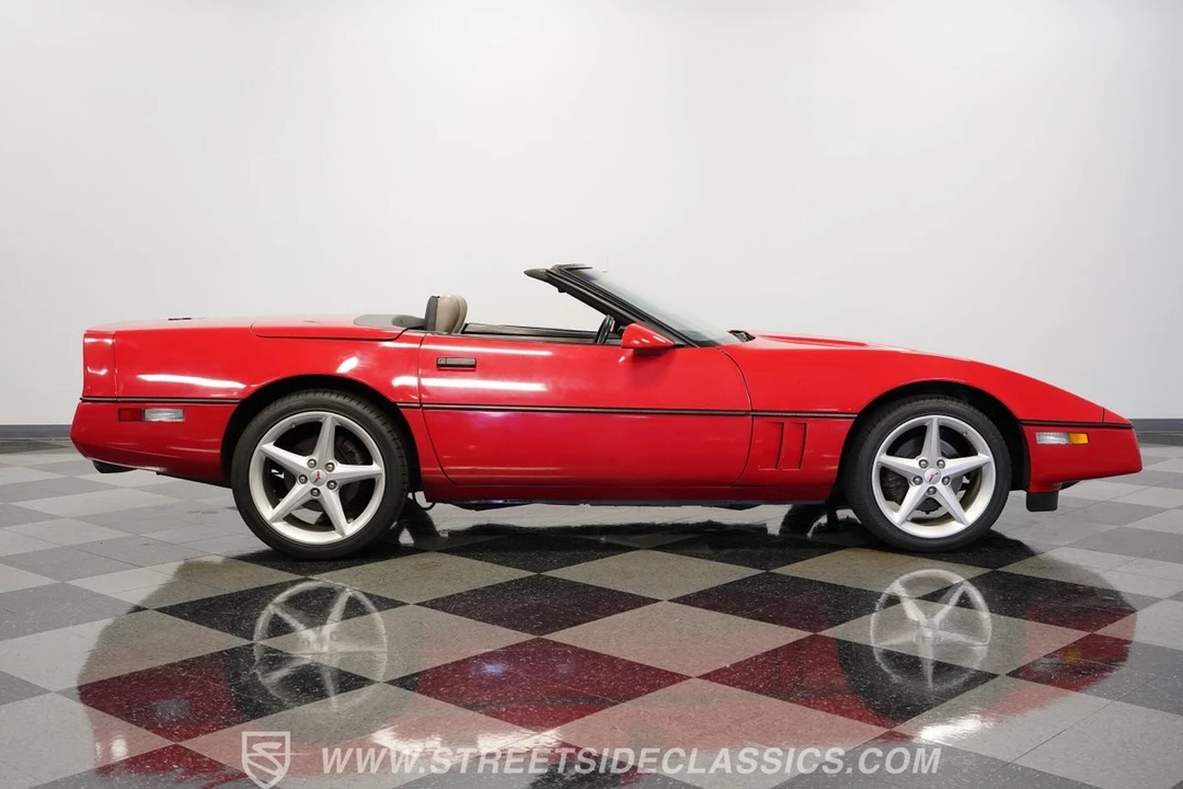 1989 Chevrolet - Image 15 of 31