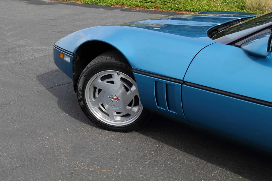 1989 Chevrolet Corvette C4 - Image 10 of 31