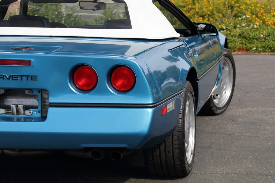 1989 Chevrolet Corvette C4 - Image 12 of 31