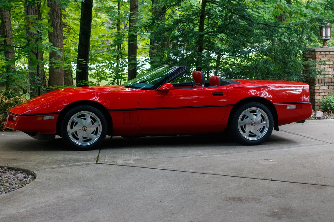 1989 Chevrolet Corvette C4 - Image 10 of 25