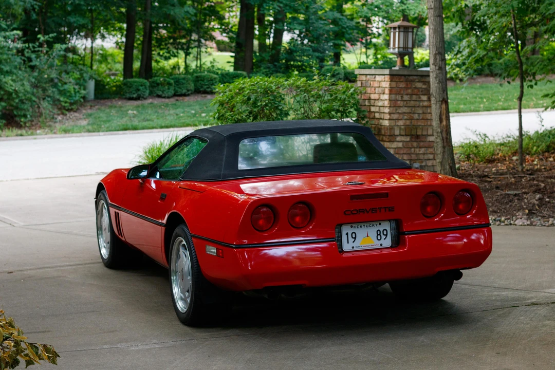 1989 Chevrolet Corvette C4 - Image 24 of 25