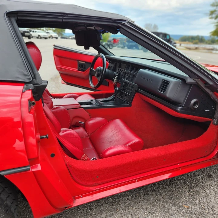 1989 Chevrolet Corvette C4 - Image 6 of 9