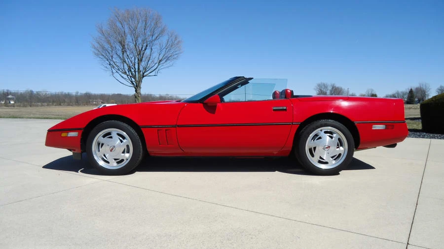 1989 Chevrolet Corvette C4 - Image 2 of 12