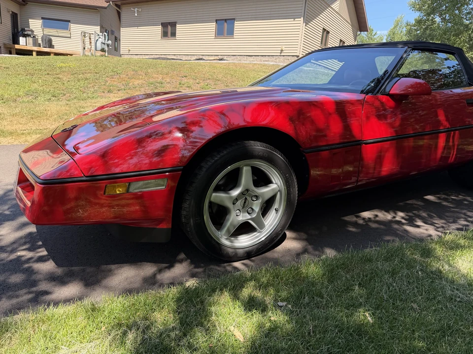 1989 Chevrolet Corvette C4 - Image 13 of 31
