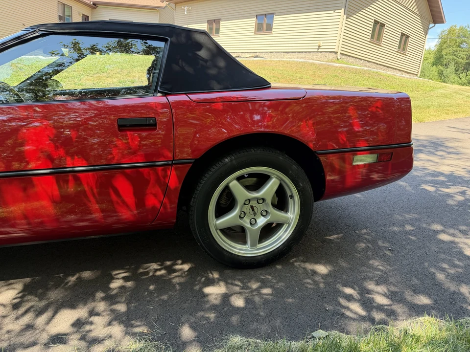 1989 Chevrolet Corvette C4 - Image 15 of 31