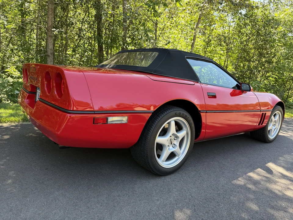 1989 Chevrolet Corvette C4 - Image 11 of 31
