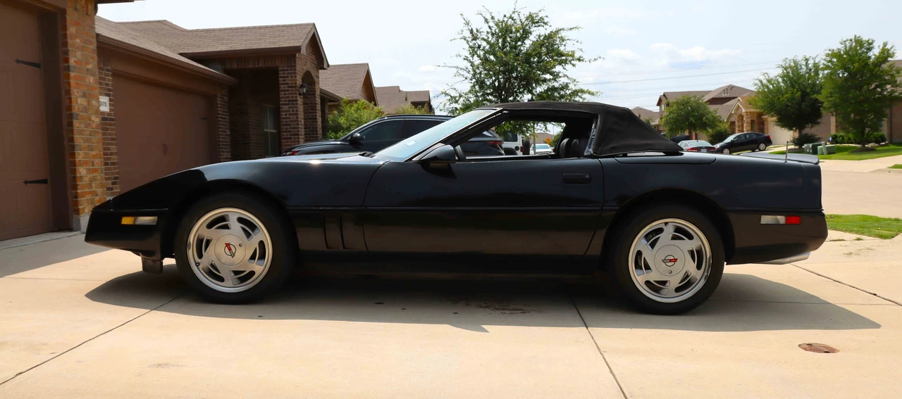 1989 Chevrolet Corvette C4 - Image 12 of 31