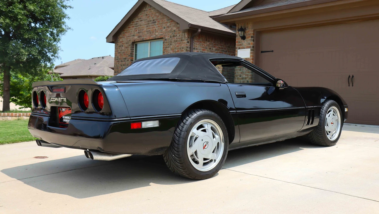 1989 Chevrolet Corvette C4 - Image 15 of 31