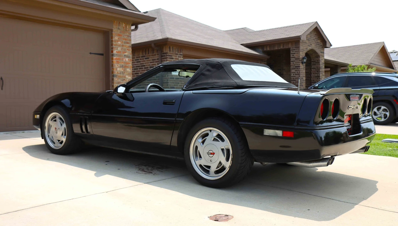 1989 Chevrolet Corvette C4 - Image 13 of 31