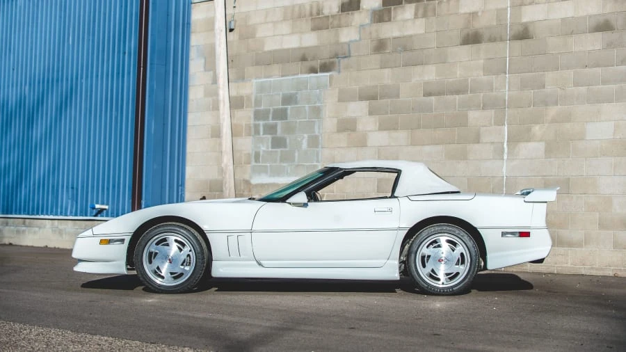 1989 Chevrolet Corvette C4 - Image 2 of 12
