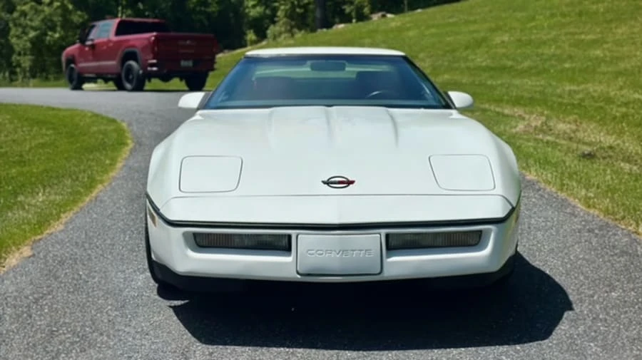 1989 Chevrolet Corvette C4 - Image 2 of 9