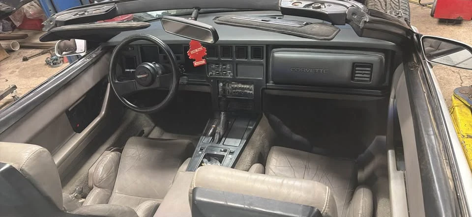 1989 Chevrolet Corvette C4 - Image 14 of 16