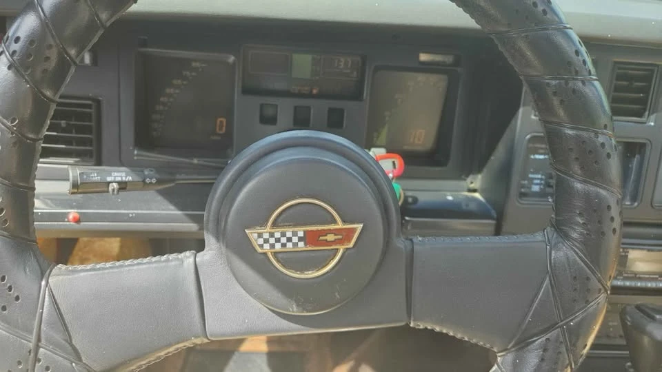 1989 Chevrolet Corvette C4 - Image 6 of 7