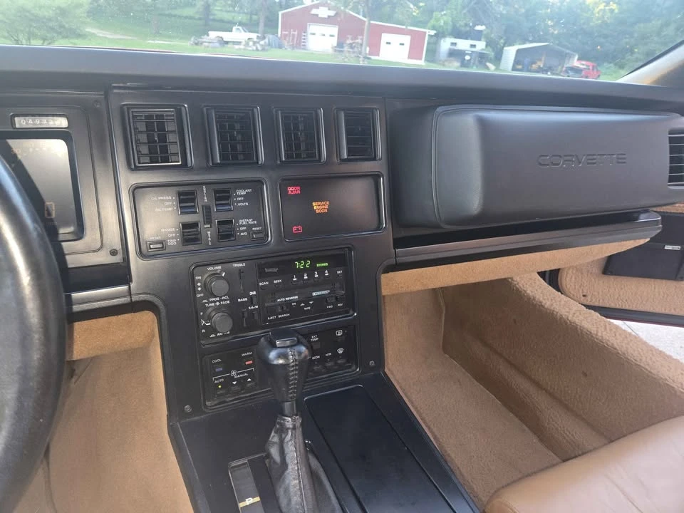 1989 Chevrolet Corvette C4 - Image 8 of 10
