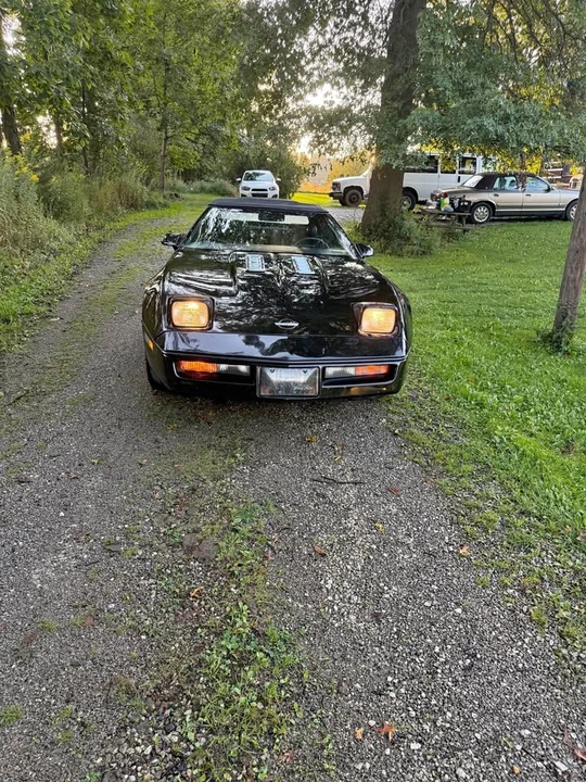 1989 Chevrolet Corvette C4 - Image 1 of 13