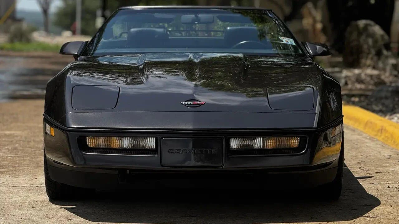 1989 Chevrolet Corvette C4 - Image 20 of 31
