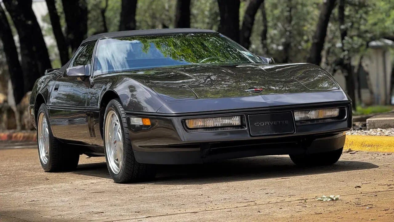 1989 Chevrolet Corvette C4 - Image 10 of 31