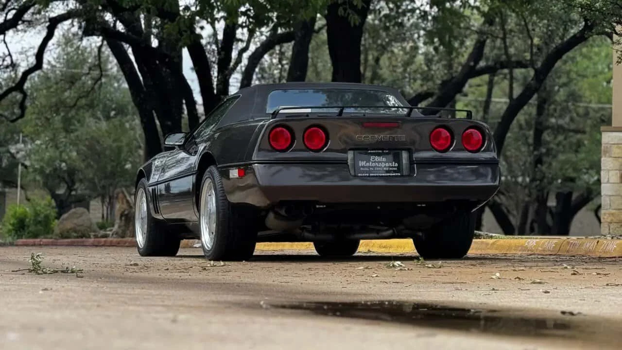 1989 Chevrolet Corvette C4 - Image 26 of 31