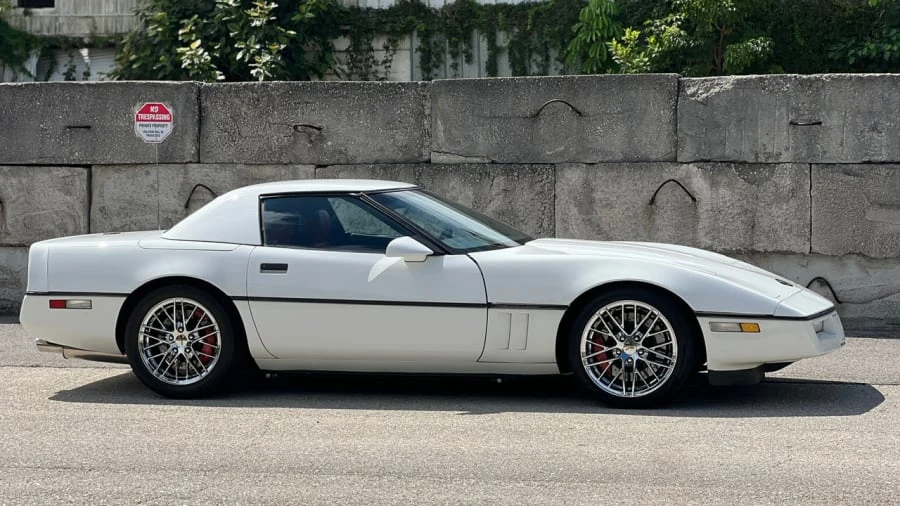 1989 Chevrolet Corvette C4 - Image 9 of 20