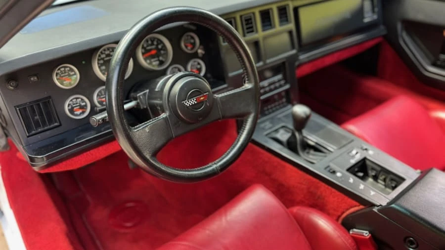 1989 Chevrolet Corvette C4 - Image 10 of 20