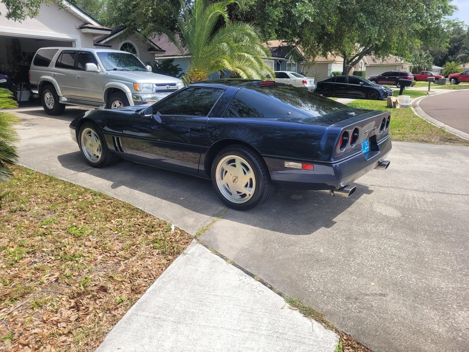 1989 Chevrolet Corvette C4 - Image 15 of 31