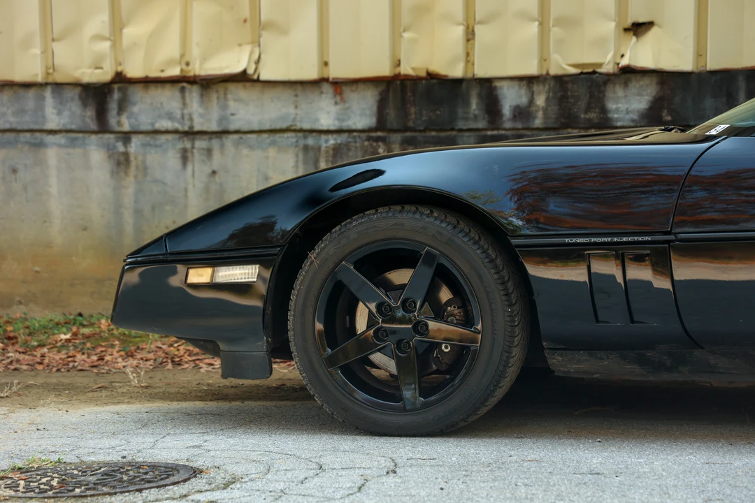 1989 Chevrolet Corvette C4 - Image 8 of 31