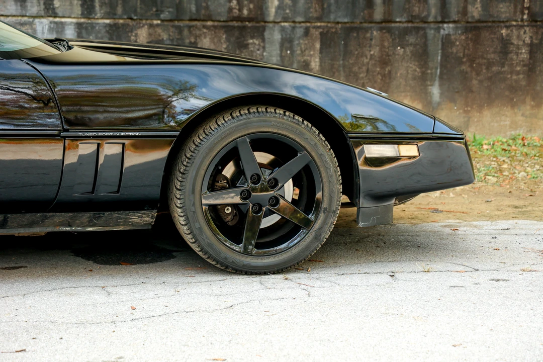 1989 Chevrolet Corvette C4 - Image 26 of 31