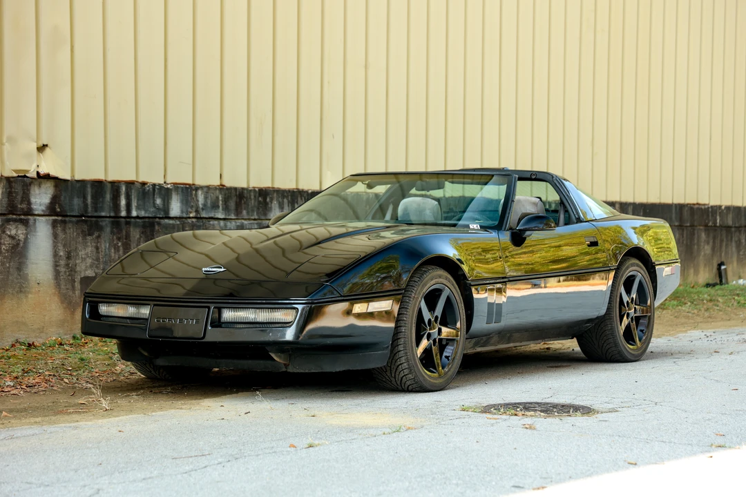 1989 Chevrolet Corvette C4 - Image 18 of 31