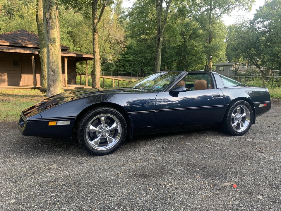 1989 Chevrolet Corvette C4 - Image 12 of 31